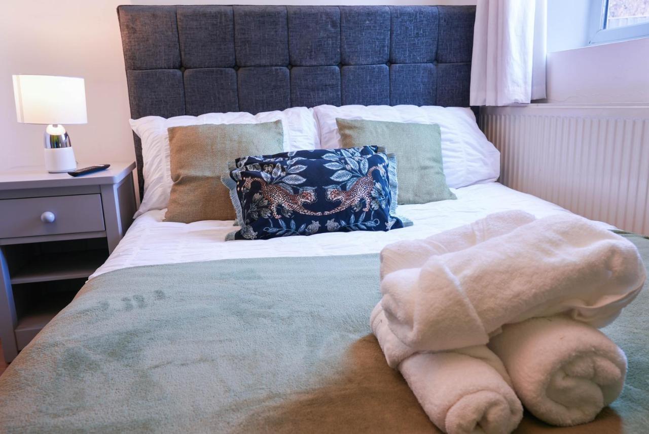 090 Beautiful 1 Bedroom Flat Near Luton Town And Station Экстерьер фото